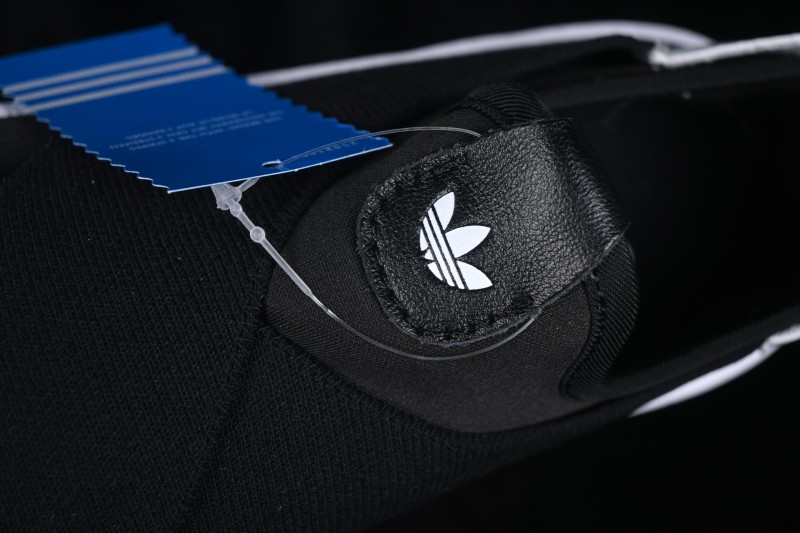 Adidas Originals Superstar Shell-Toe Lace-Up Skateboarding Shoes - KH8210