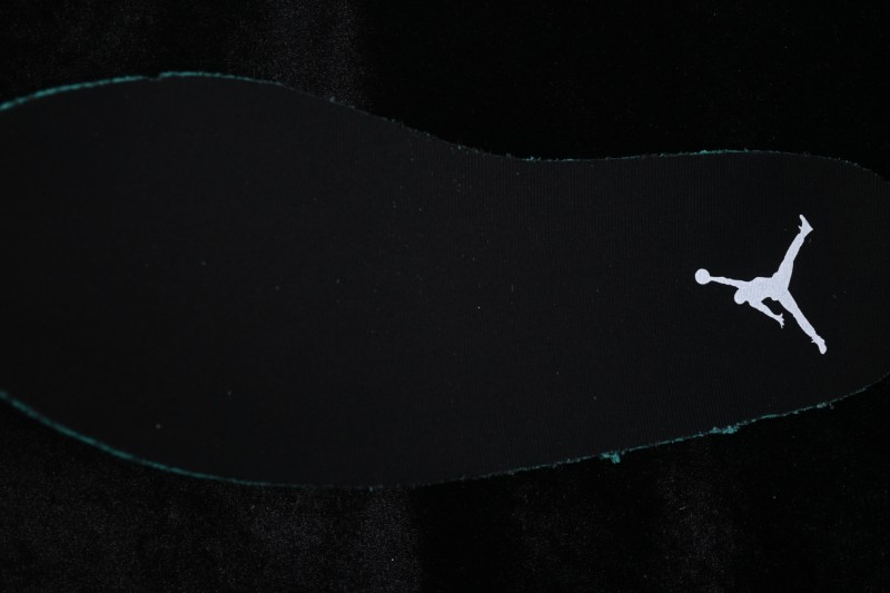 Jordan CMFT Era Retro Skateboarding Shoes with Foam Comfort Cushioning - HJ6777-012