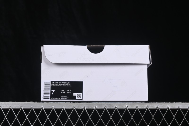 Nike Air Max 270 Premium Running Shoes with Half-Sole Air Cushion - IO9883-104