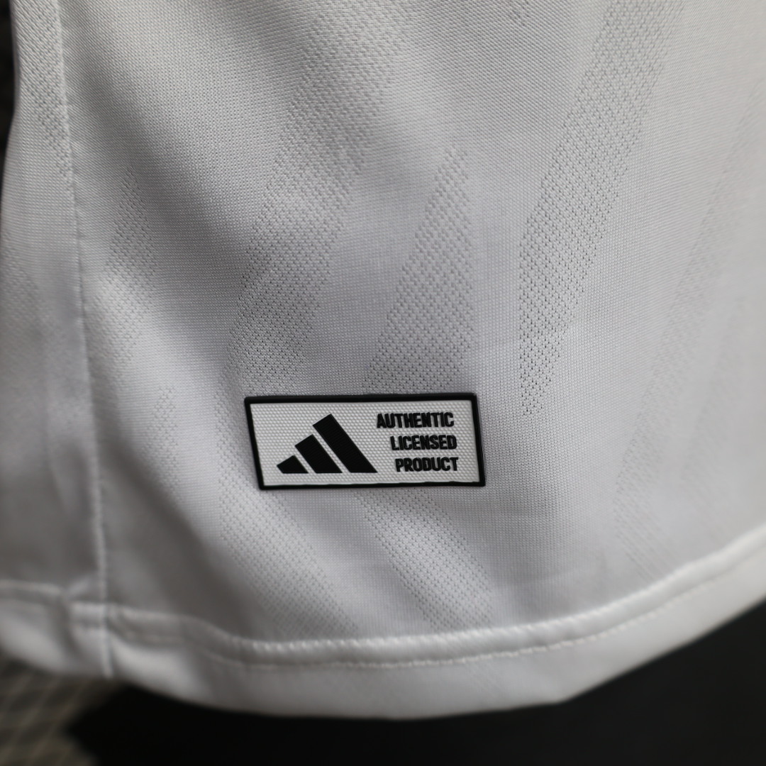 Player Version 26/27 Manchester United Navy & White V-Panel Away Jersey