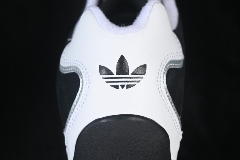 Adidas Originals Adiracer Lo Casual Running Shoes with Non-Slip Traction and Durable Construction - JR7009
