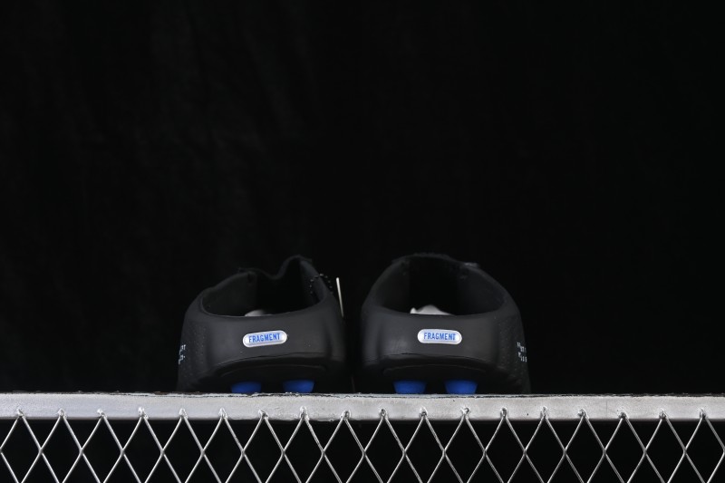 Nike Mind 001 Neuroscience Foot Massage Slippers with Reflexology Technology - IQ8502-001