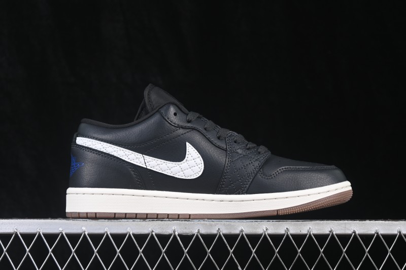 Nike Air Jordan 1 Low Retro Basketball Shoes with Classic Black and White Colorway - IO2047-001
