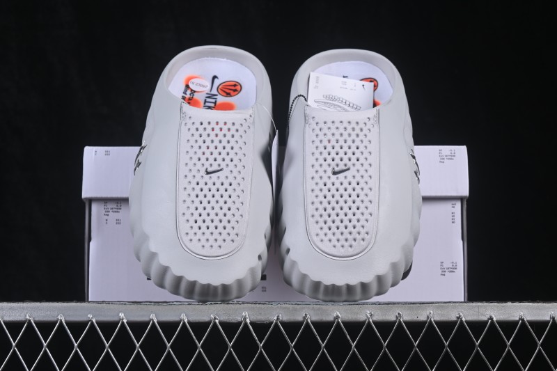 Nike Mind 001 Neuromuscular Foot Massage Slippers with Breathable Perforated Fabric - HY5028-003