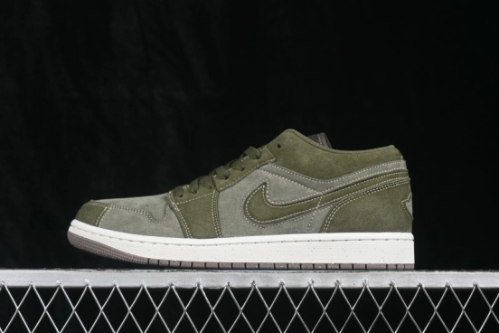 Nike Air Jordan 1 Low Retro Basketball Shoes with Classic Design - FQ3055-300