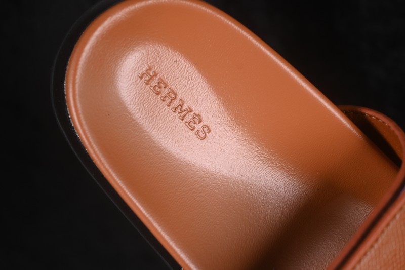Hermes Chypre Flat Slide Sandals Brown - AJE5