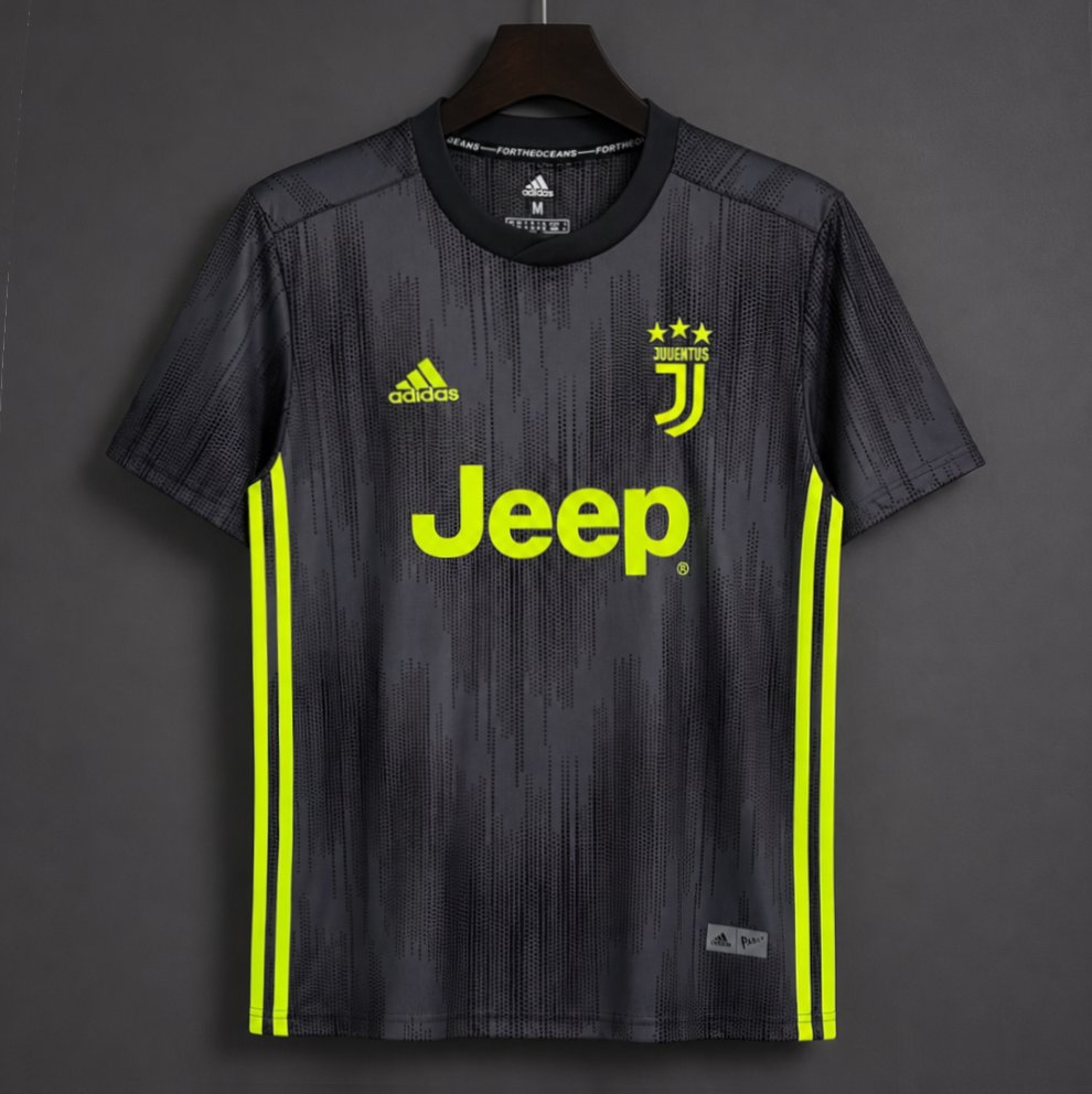 Retro 18/19 Juventus Third Jersey